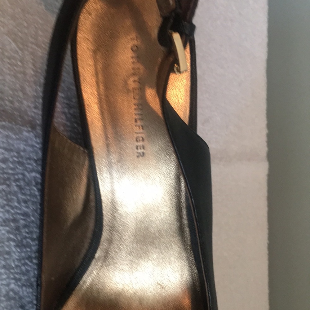 Shoes - Picture 4 of 4